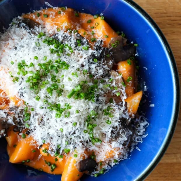 Rosé Ddukbokki Rice Cakes
